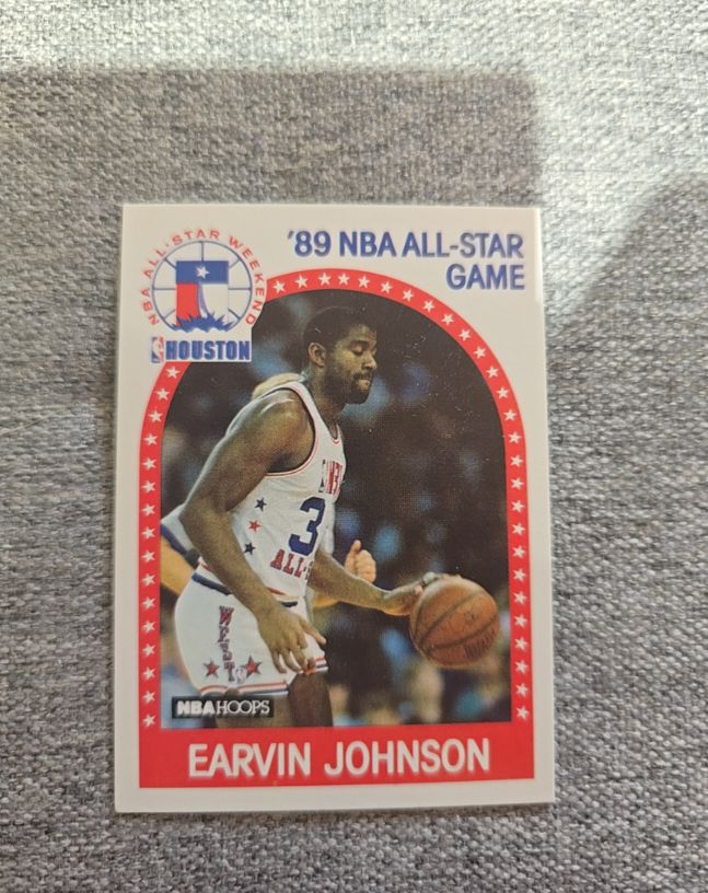 1989-90 NBA Hoops #166 Earvin Johnson — front