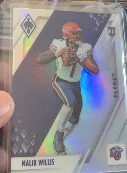 2022 Panini Chronicles Phoenix Draft Picks Malik Willis RC Silver Prizm — front