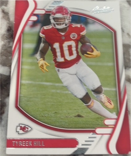 2021 Panini Absolute #2 Tyreek Hill — front