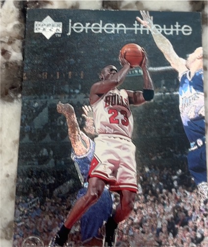 1997 Upper Deck Jordan Tribute #MJ88 Michael Jordan — front