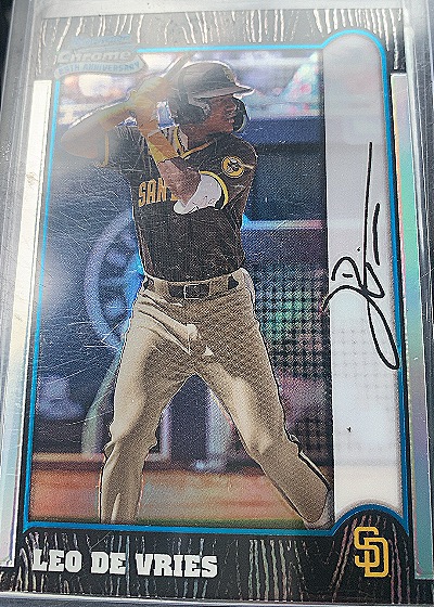 2024 Bowman Chrome #BC25-23 Leo De Vries — front