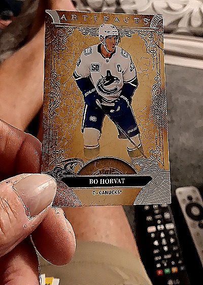 2024-25 Upper Deck Artifacts Bo Horvat — front