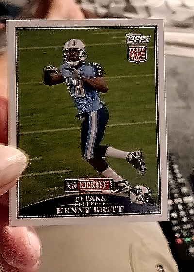 2009 Topps Kickoff #143 Kenny Britt Rookie — front