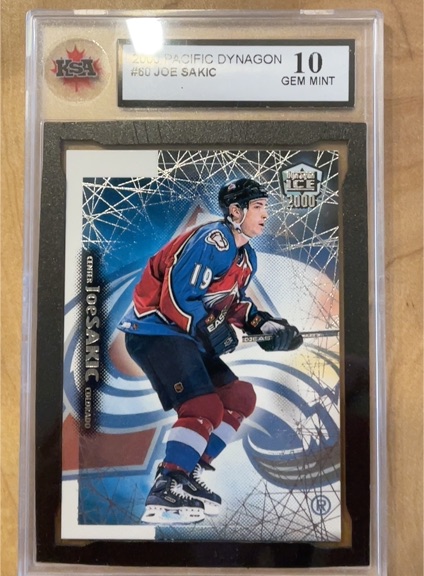 2000 Pacific Dynagon Ice #60 Joe Sakic — front