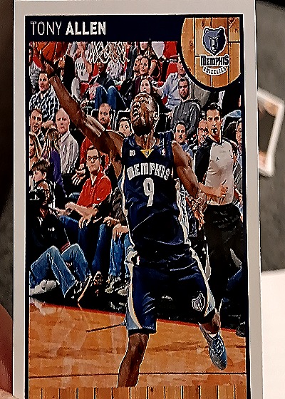 2018-19 Panini Hoops #198 Tony Allen — front
