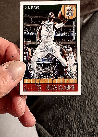 2013-14 NBA Hoops #32 O.J. Mayo — front