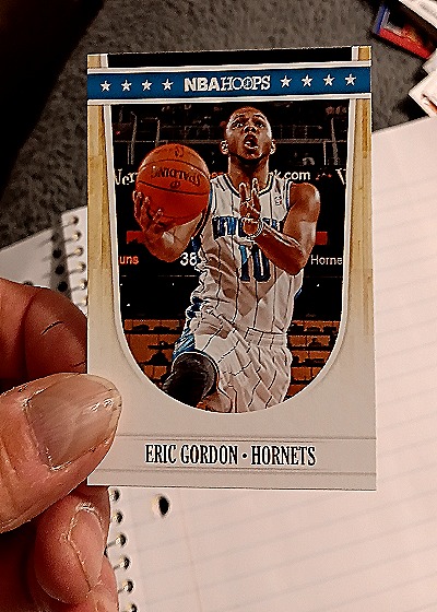 2011-12 Panini NBA Hoops #69 Eric Gordon — front