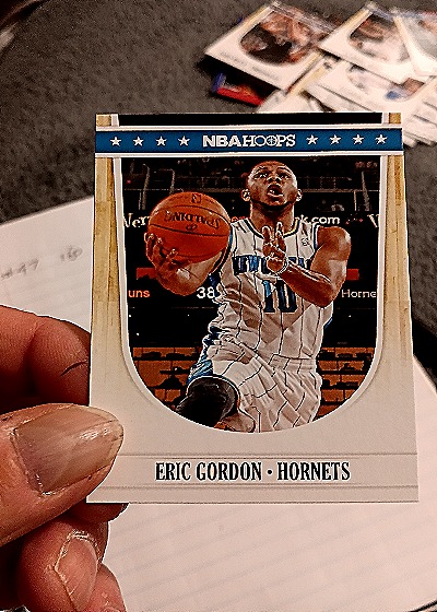 2011-12 Panini NBA Hoops #89 Eric Gordon — front