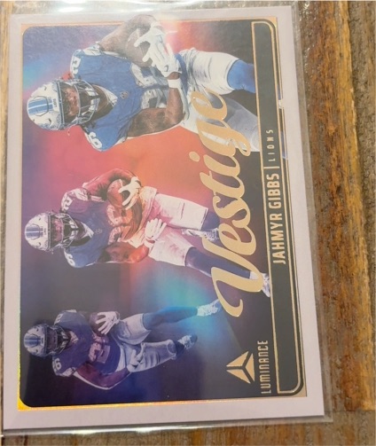 2025 Panini Luminance Vestige #5 Jahmyr Gibbs — front