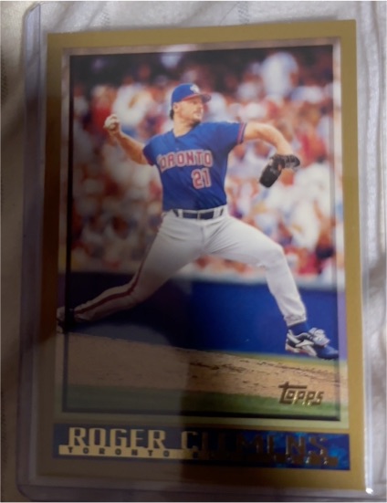 1998 Topps #300 Roger Clemens Toronto Blue Jays — front