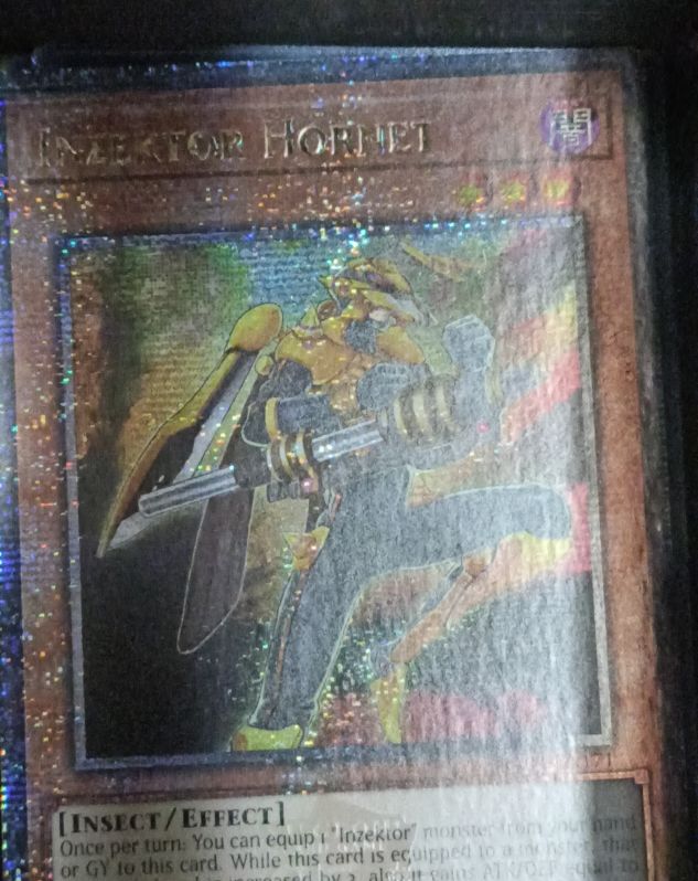 2007 Yu-Gi-Oh! GLD4-EN005 Inzektor Hornet — front