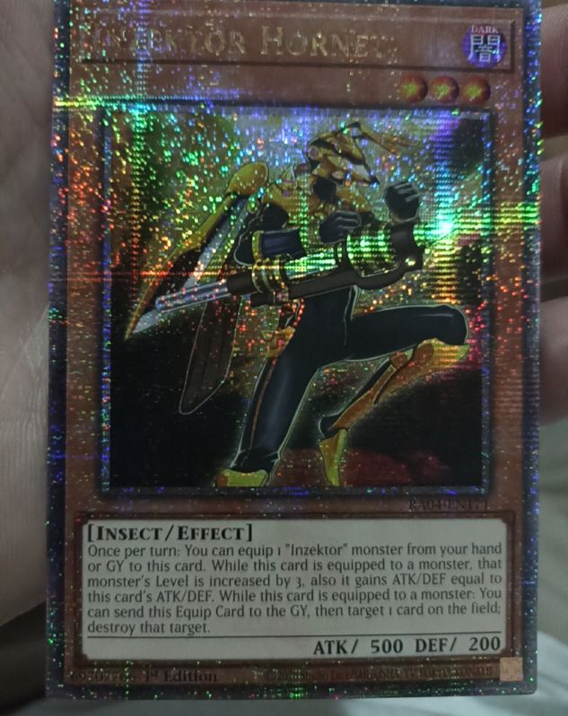 Yu-Gi-Oh! RA04-EN001 Inzektor Hornet — front