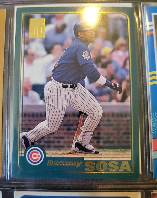 2001 Topps #688 Sammy Sosa — front