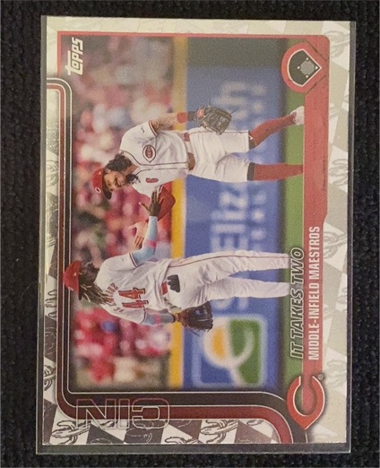 2025 Topps #295 It Takes Two: Middle-Infield Maestros Elly De La Cruz — front