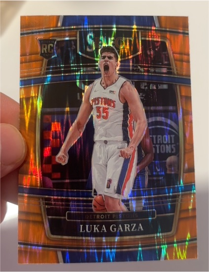 2021-22 Panini Select #22 Luka Garza — front