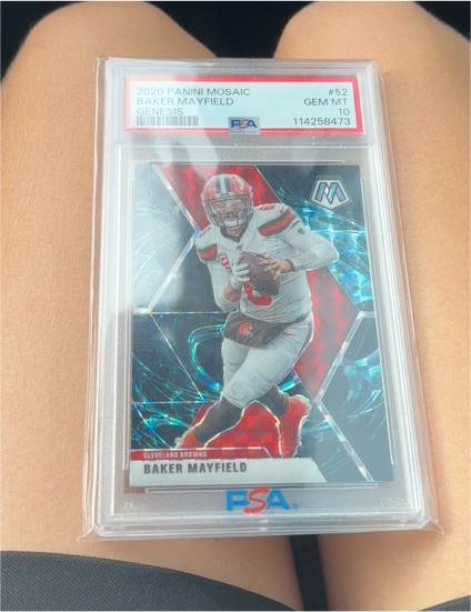 2020 Panini Mosaic #52 Baker Mayfield Genesis — front