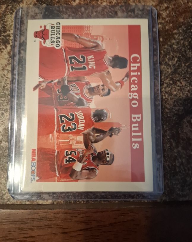 1992 NBA Hoops #269 Chicago Bulls Michael Jordan — front