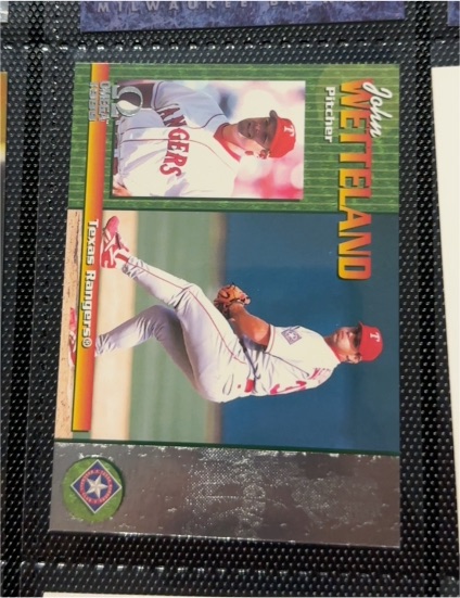 1999 Pacific Omega #119 John Wetteland — front
