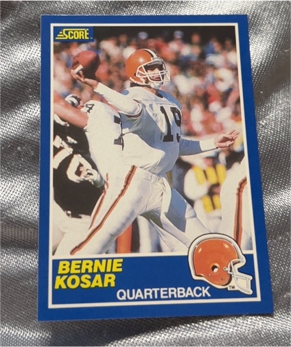 1989 Score #9 Bernie Kosar — front