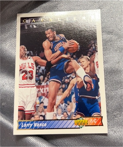 1992-93 Upper Deck #281 Larry Nance — front
