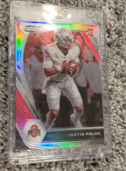 2021 Panini Prizm Draft Picks #121 Justin Fields — front