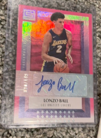 2017-18 Panini Status Freshman Signatures #FS-LBD Lonzo Ball — front