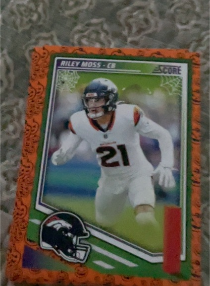 2025 Panini Score A Treat #251 Riley Moss — front