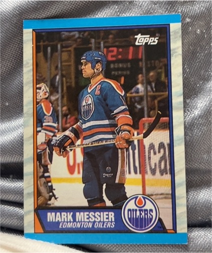 1989-90 Topps #65 Mark Messier — front