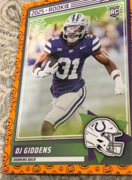 2025 Panini Score #95 DJ Giddens — front