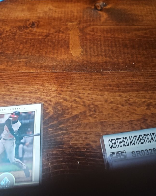 1990 Upper Deck #1 Ken Griffey Jr. — front