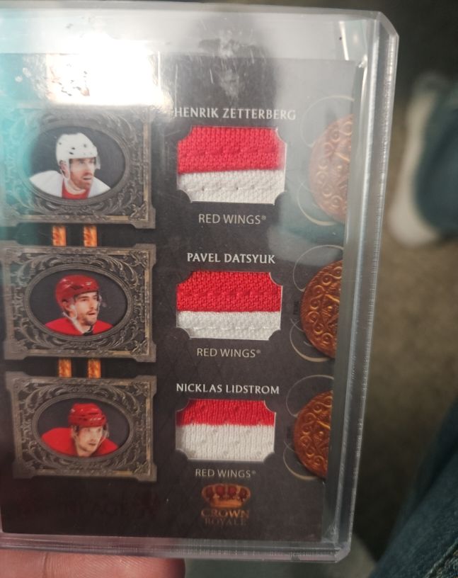 2010-11 Panini Crown Royale Royal Lineage Triple Patch Henrik Zetterberg/Pavel Datsyuk/Nicklas Lidstrom — front