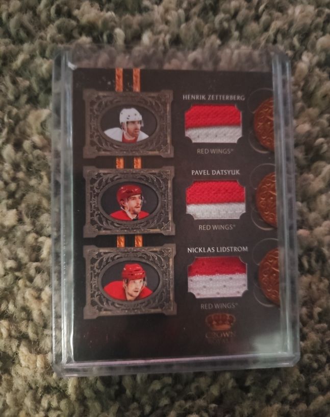 2010-11 Panini Crown Royale Royal Lineage Triple Patch Henrik Zetterberg / Pavel Datsyuk / Nicklas Lidstrom — front