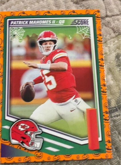 2025 Panini Score-A-Treat #100 Patrick Mahomes II — front