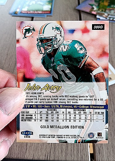 1998 Fleer Ultra Gold Medallion #389G John Avery — back