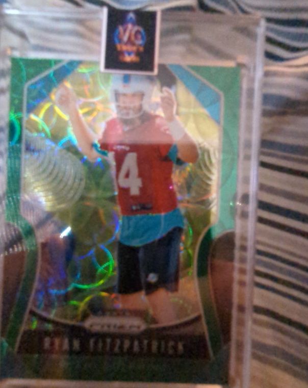 2019 Panini Prizm #12 Ryan Fitzpatrick — front