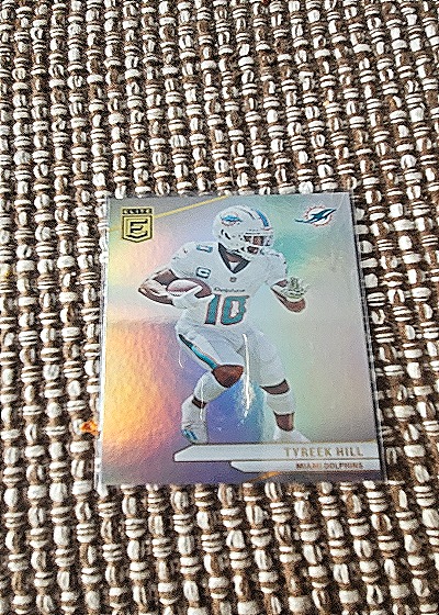 2024 Panini Donruss Elite #77 Tyreek Hill — front