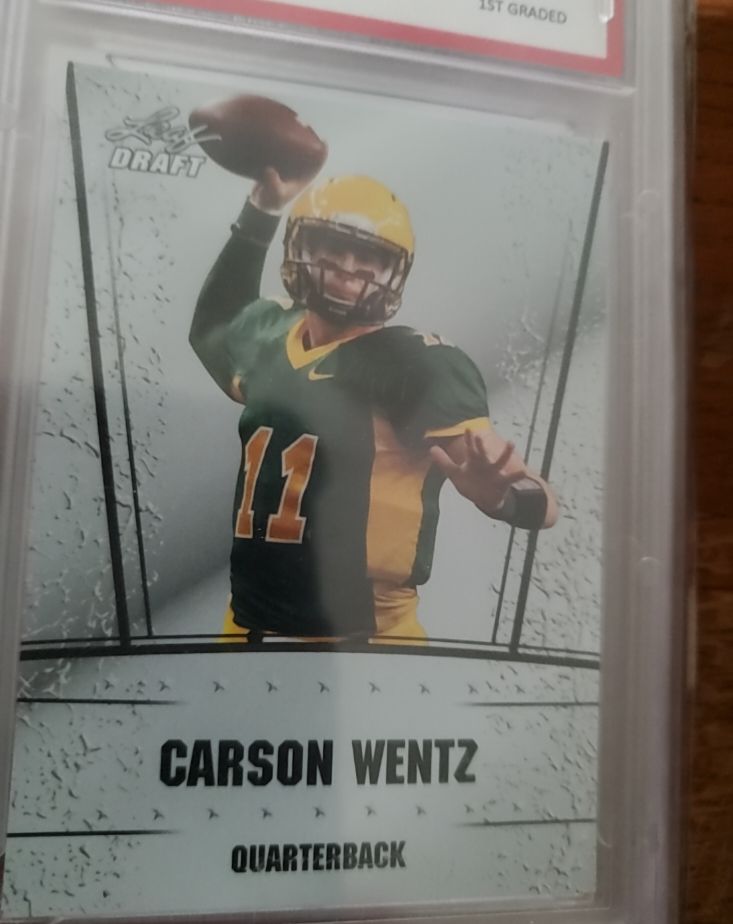 2016 Leaf Draft #1 Carson Wentz — front