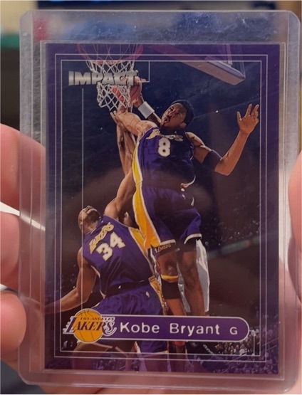 1999-00 SkyBox Impact #50 Kobe Bryant — front