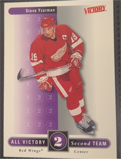 1999-00 Upper Deck Victory #320 Steve Yzerman — front