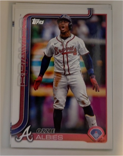 2025 Topps #206 Ozzie Albies — front