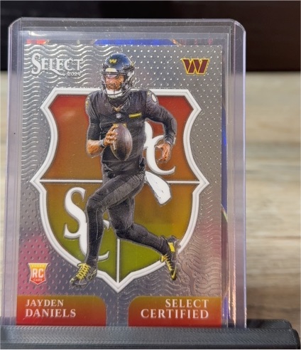 2024 Panini Select #2 Jayden Daniels — front