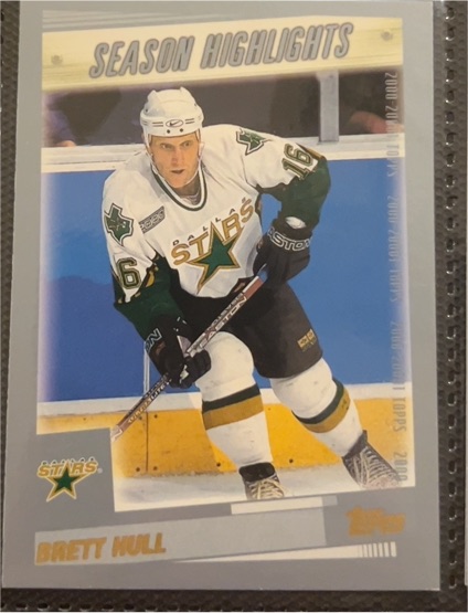2000 Topps #330 Brett Hull — front
