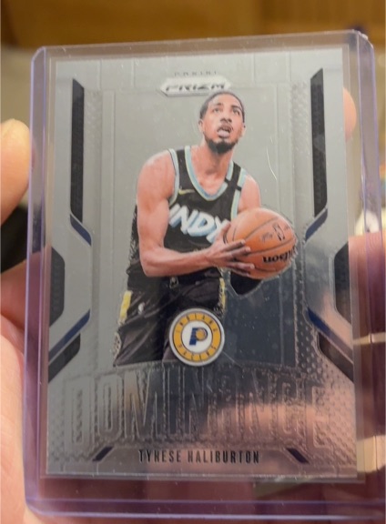 2024-25 Panini Prizm Dominance #16 Tyrese Haliburton — front