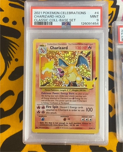 2021 Pokémon Celebrations #4 Charizard Classic Coll-Base Set Holo — front