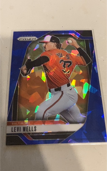 2025 Panini Prizm #68 Levi Wells — front