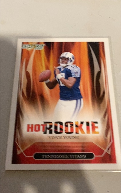 2006 Score #2 Vince Young Hot Rookie — front