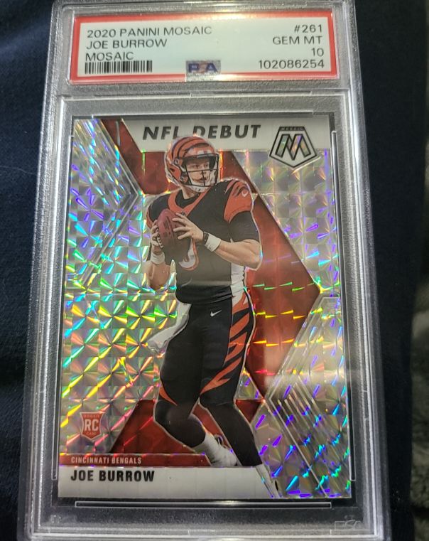 2020 Panini Mosaic #261 Joe Burrow — front