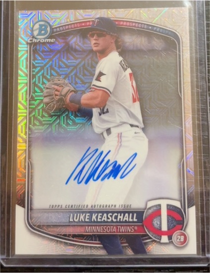 2025 Bowman Chrome #BMA-LK Luke Keaschall — front