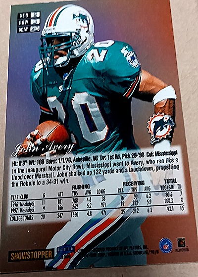 1998 Fleer Flair Showcase Row 3 Seat 25 John Avery — back