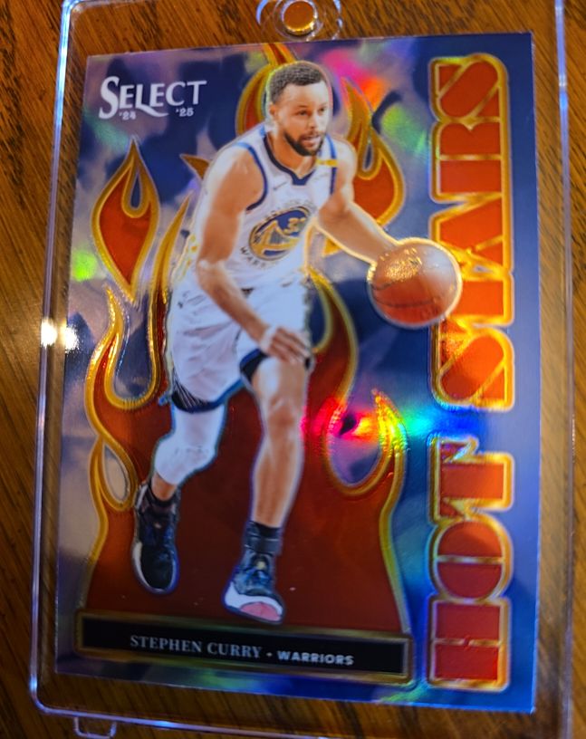 2024-25 Panini Select #12 Stephen Curry Hot Stars — front